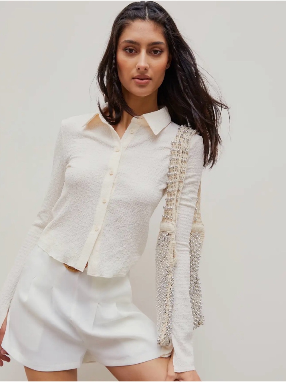 Cider TEXTURE SOLID BELL SLEEVE CROP SHIRT